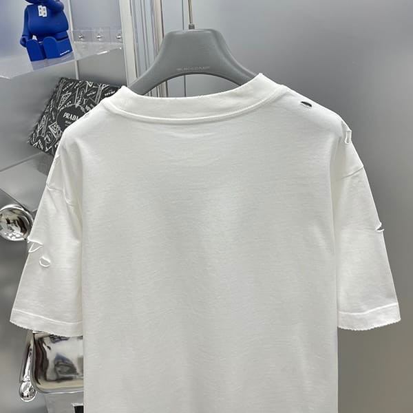 大人気!クロムハーツ コピー カラーブロック クロスレザー 半袖Tシャツ Kun81348